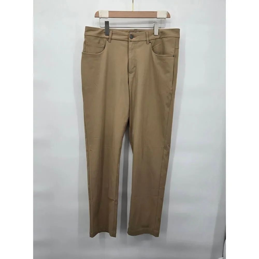 VRST Pants Mens 34x32 Khaki Straight Leg Performance Wear Golf Athleisure Stretc